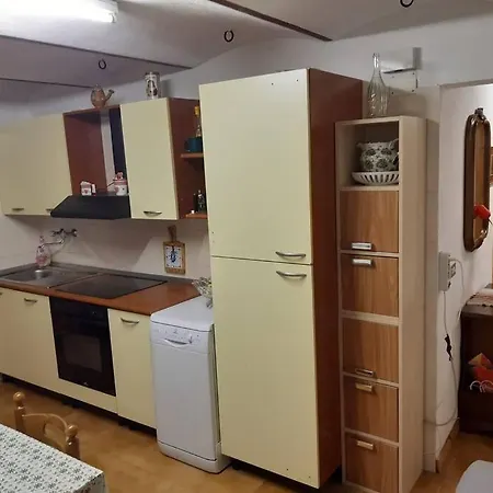 Dimora Monte Camicia アパート Castelli